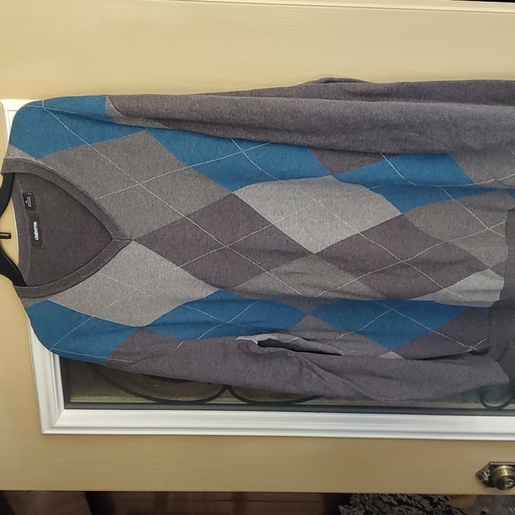 Gray and blue sweater